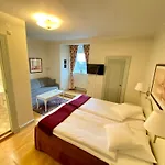 Hotel Royal