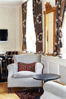 Royal Hotel 3*